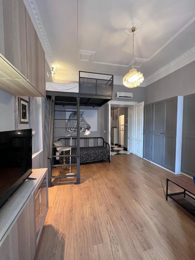 Central Dainty - Boutique Apartment In Zagreb City Centre Bagian luar foto
