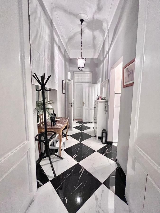 Central Dainty - Boutique Apartment In Zagreb City Centre Bagian luar foto