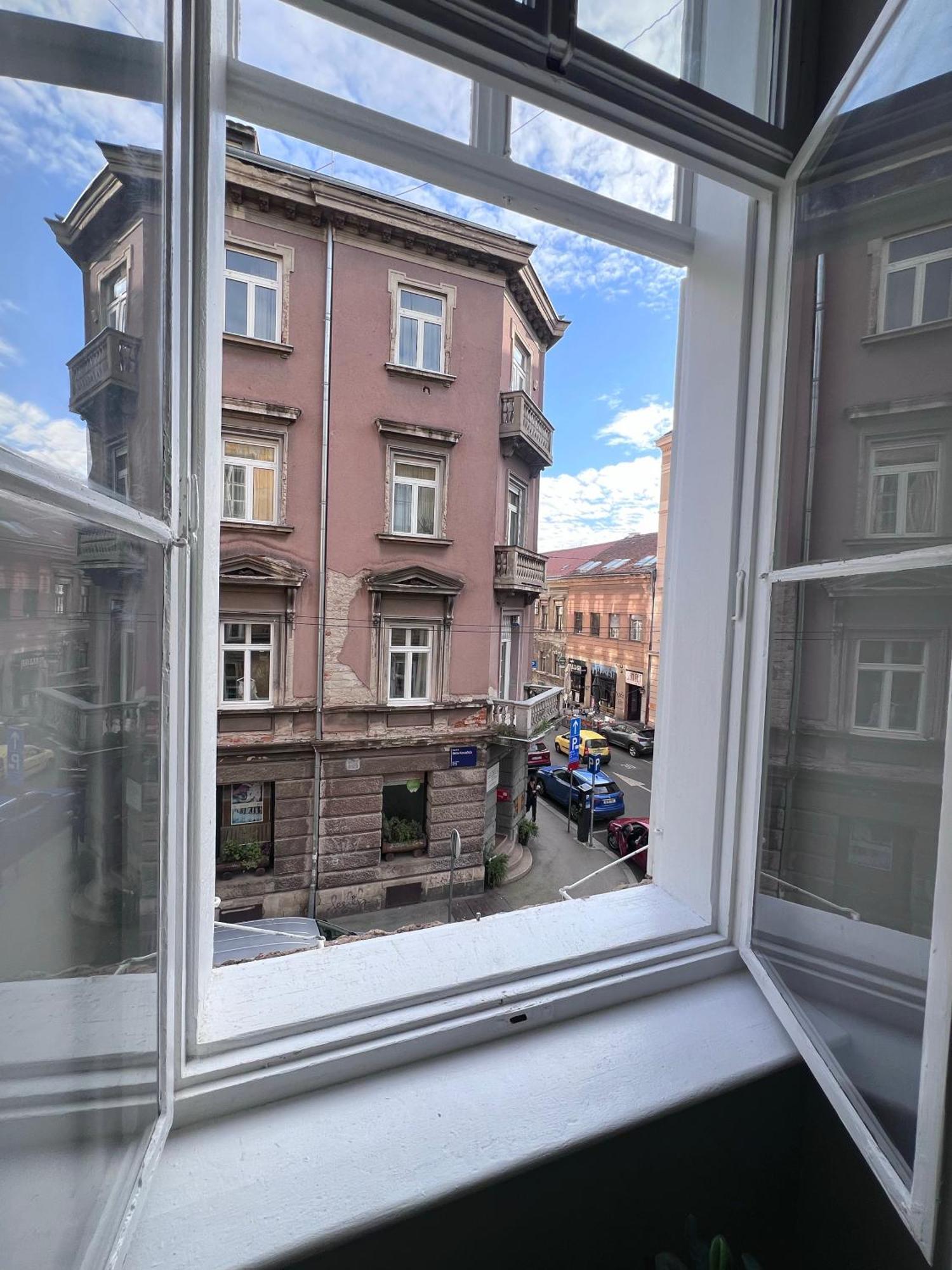 Central Dainty - Boutique Apartment In Zagreb City Centre Bagian luar foto
